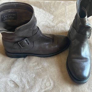 Frye Natalie Engineer Short in Dark Brown